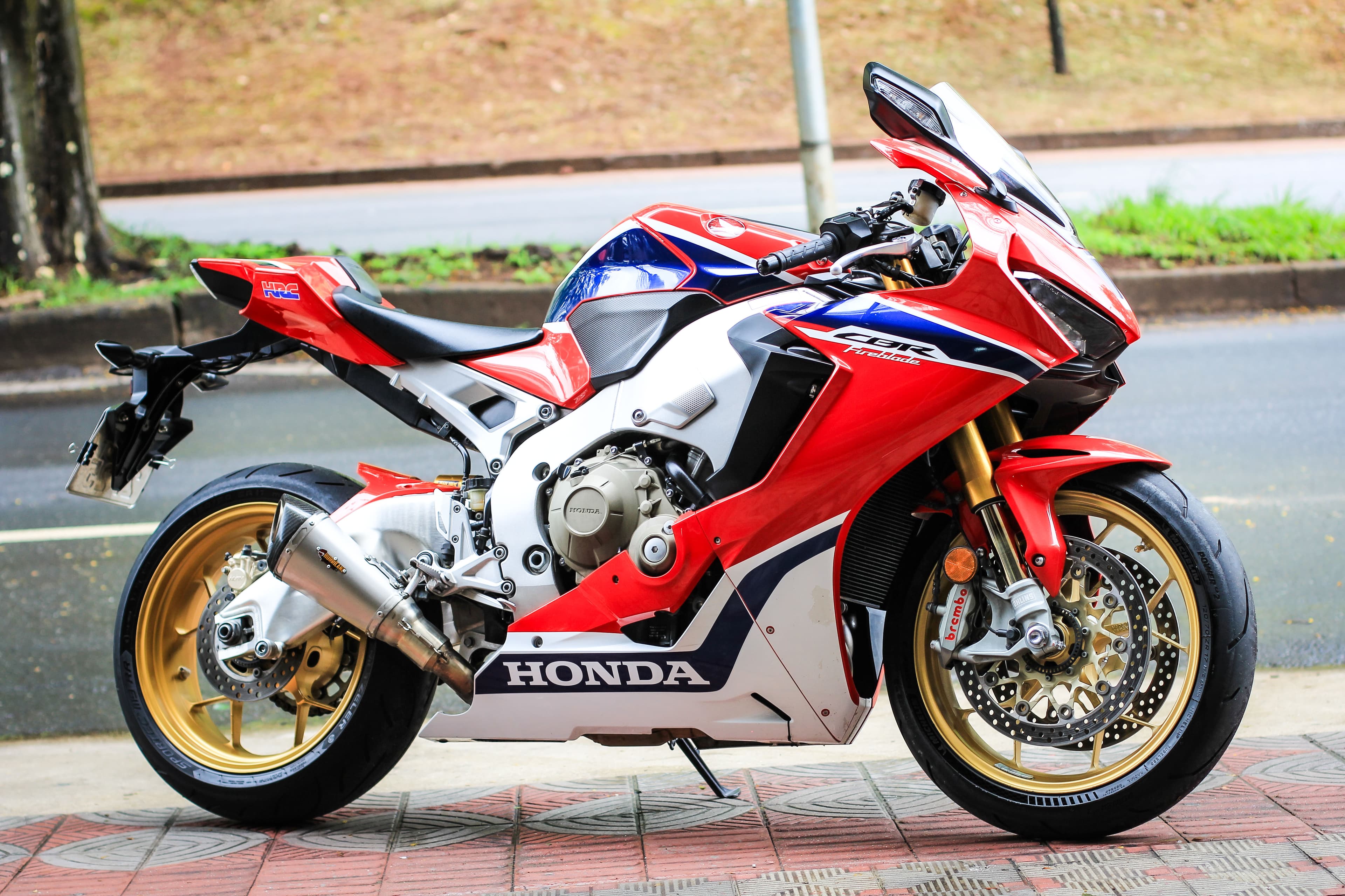 CBR 1000RR SP - Imagem 2