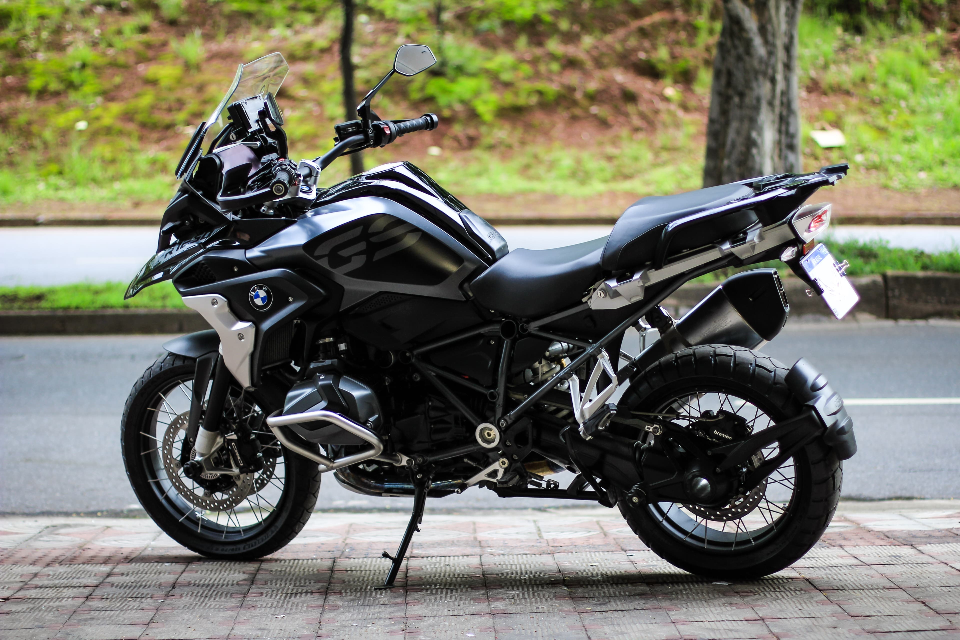 R 1250GS Premium Triple Black - Imagem 5