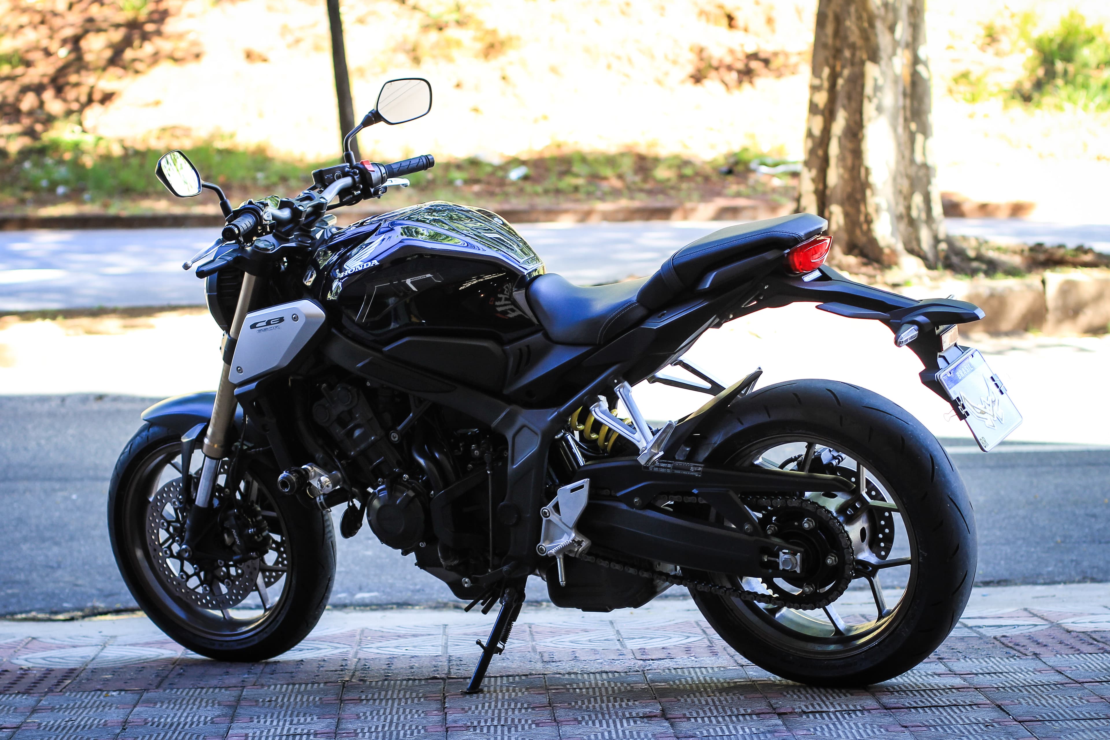 CB 650R - Imagem 3