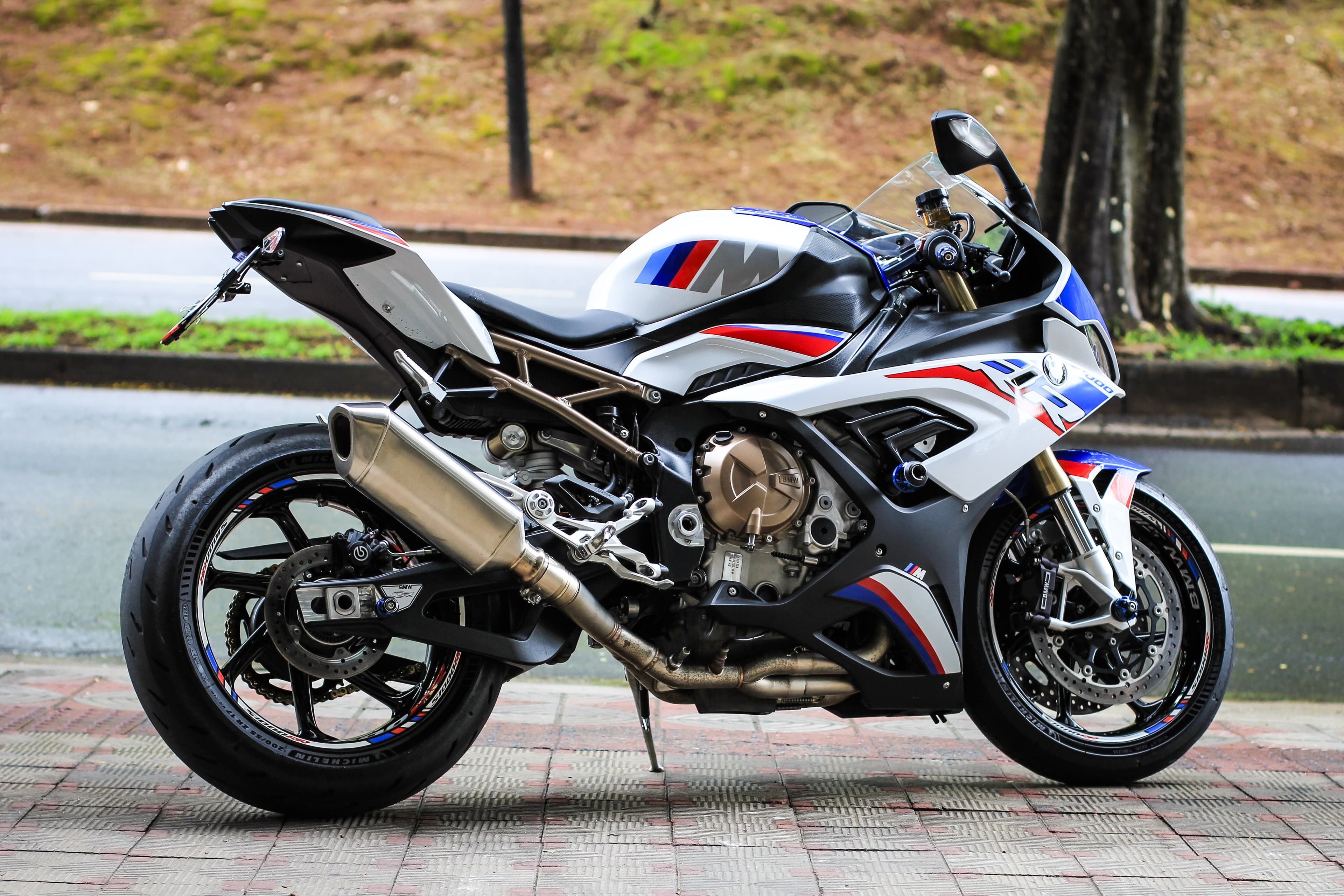 S1000RR M Carbon - Imagem 4