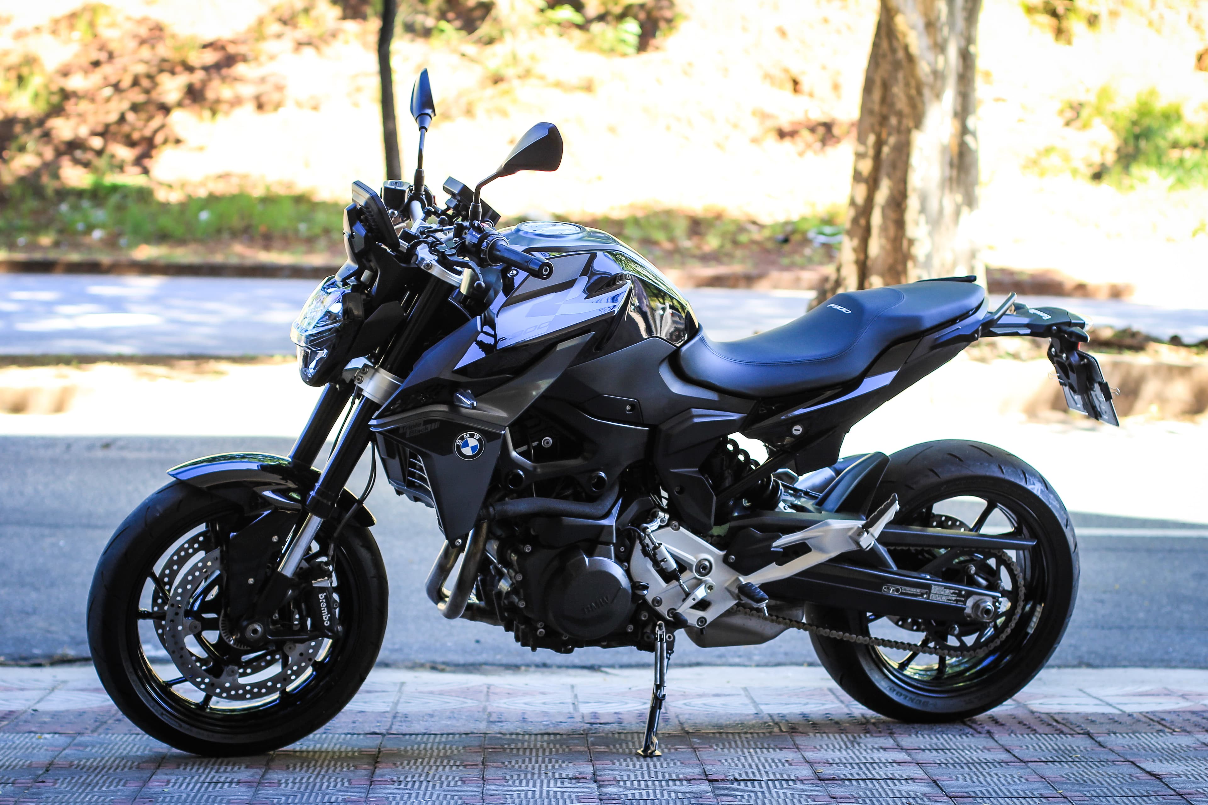 F 900R - Imagem 2
