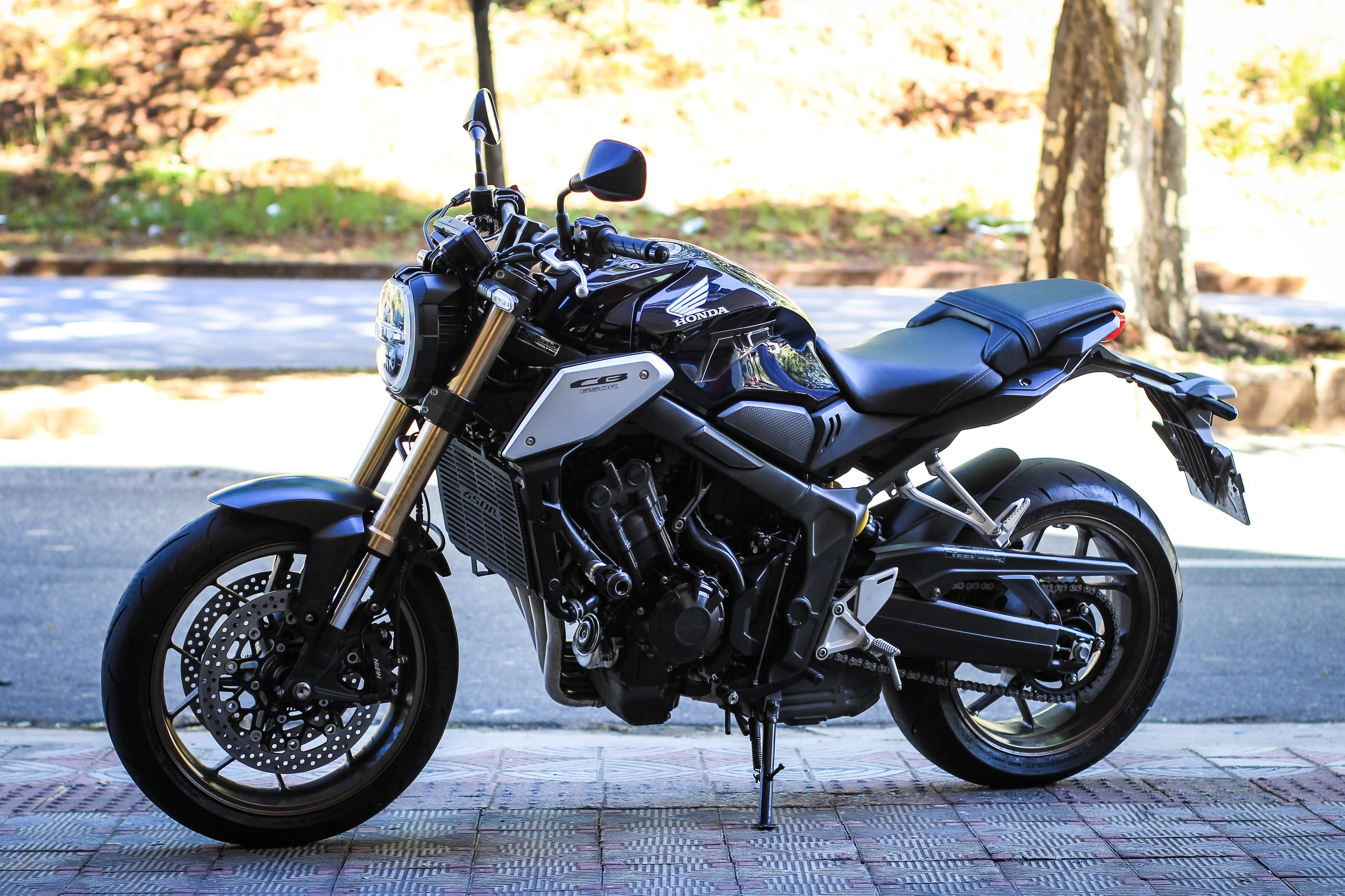 CB 650R - Imagem 2