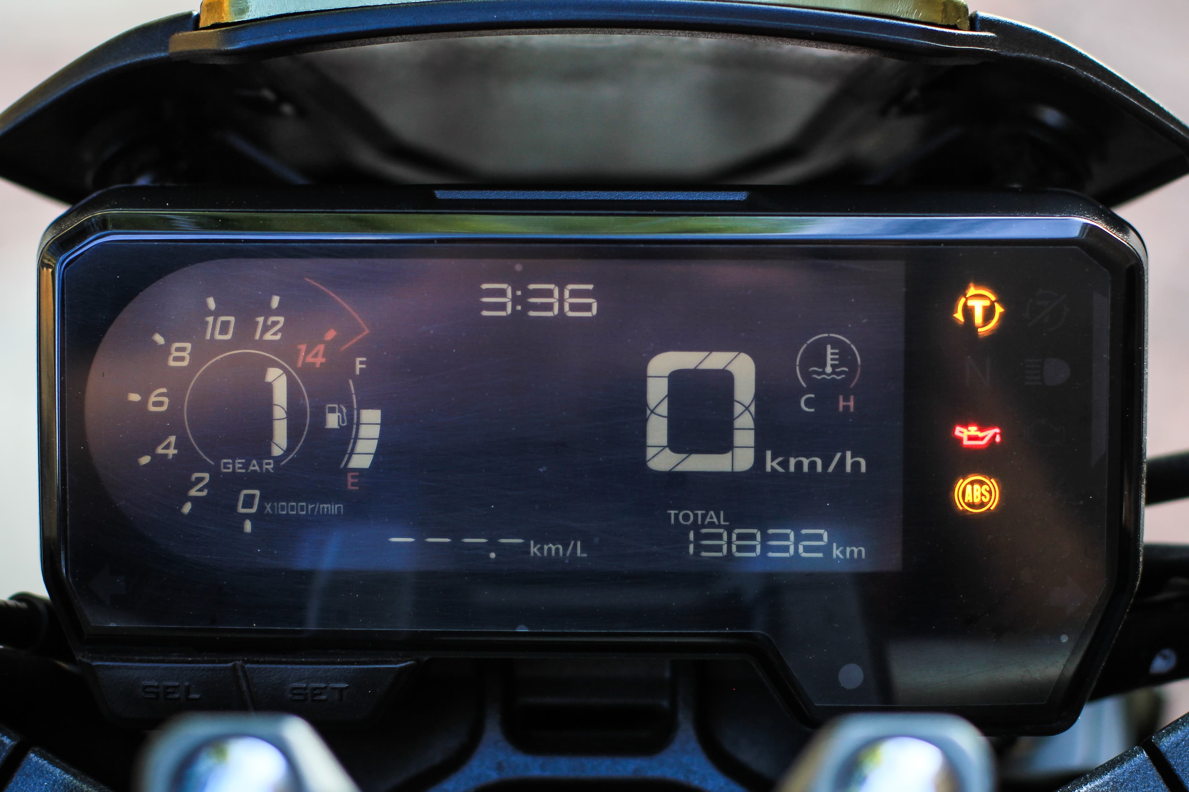 CB 650R - Imagem 6