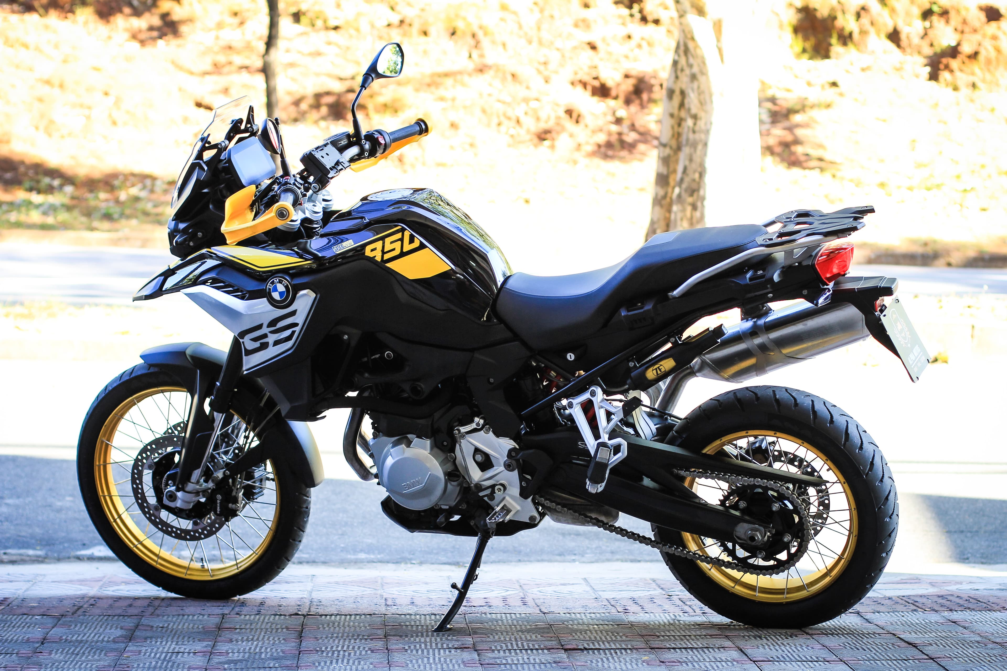 F 850GS Premium 40 anos - Imagem 5