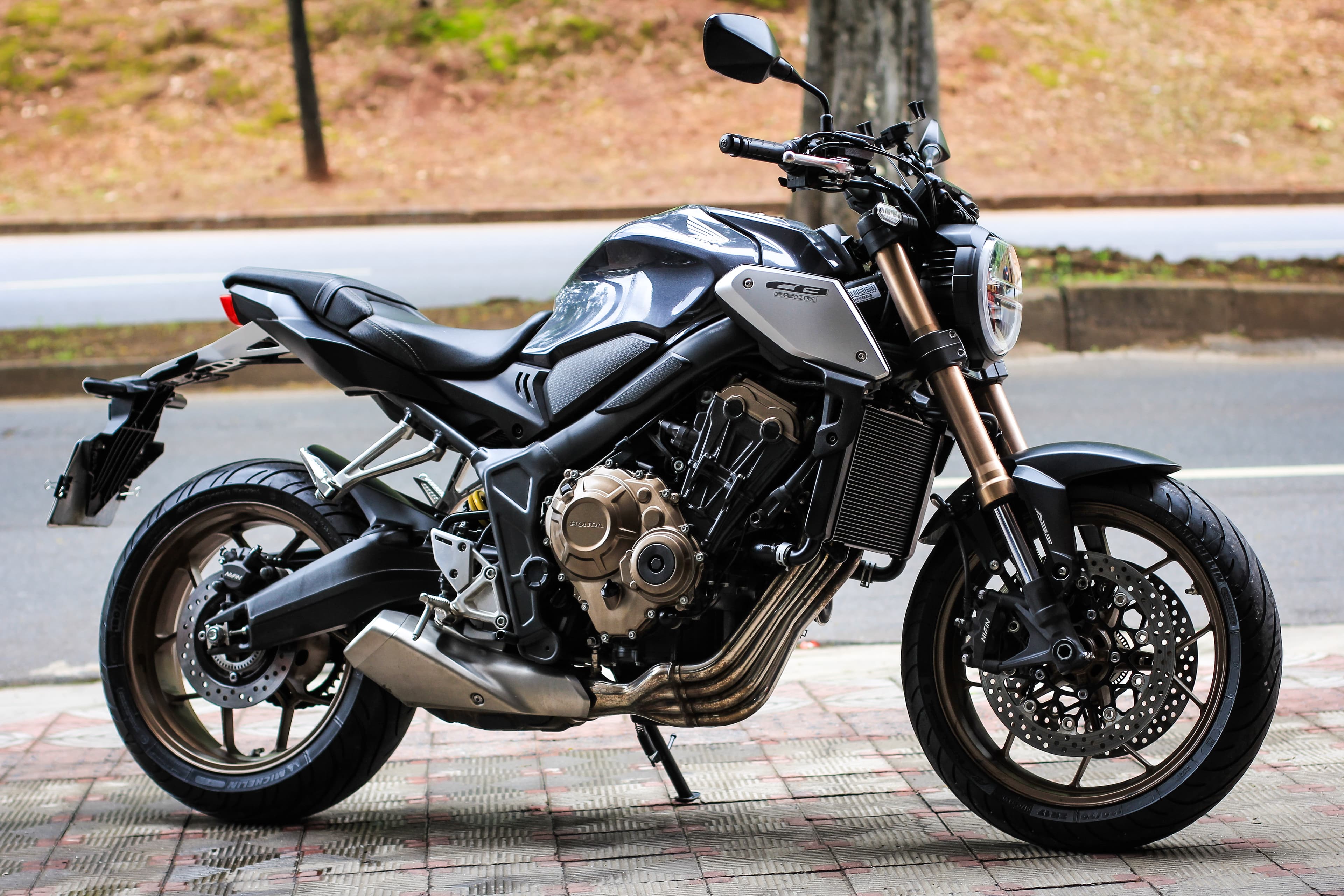 CB 650R - Imagem 2