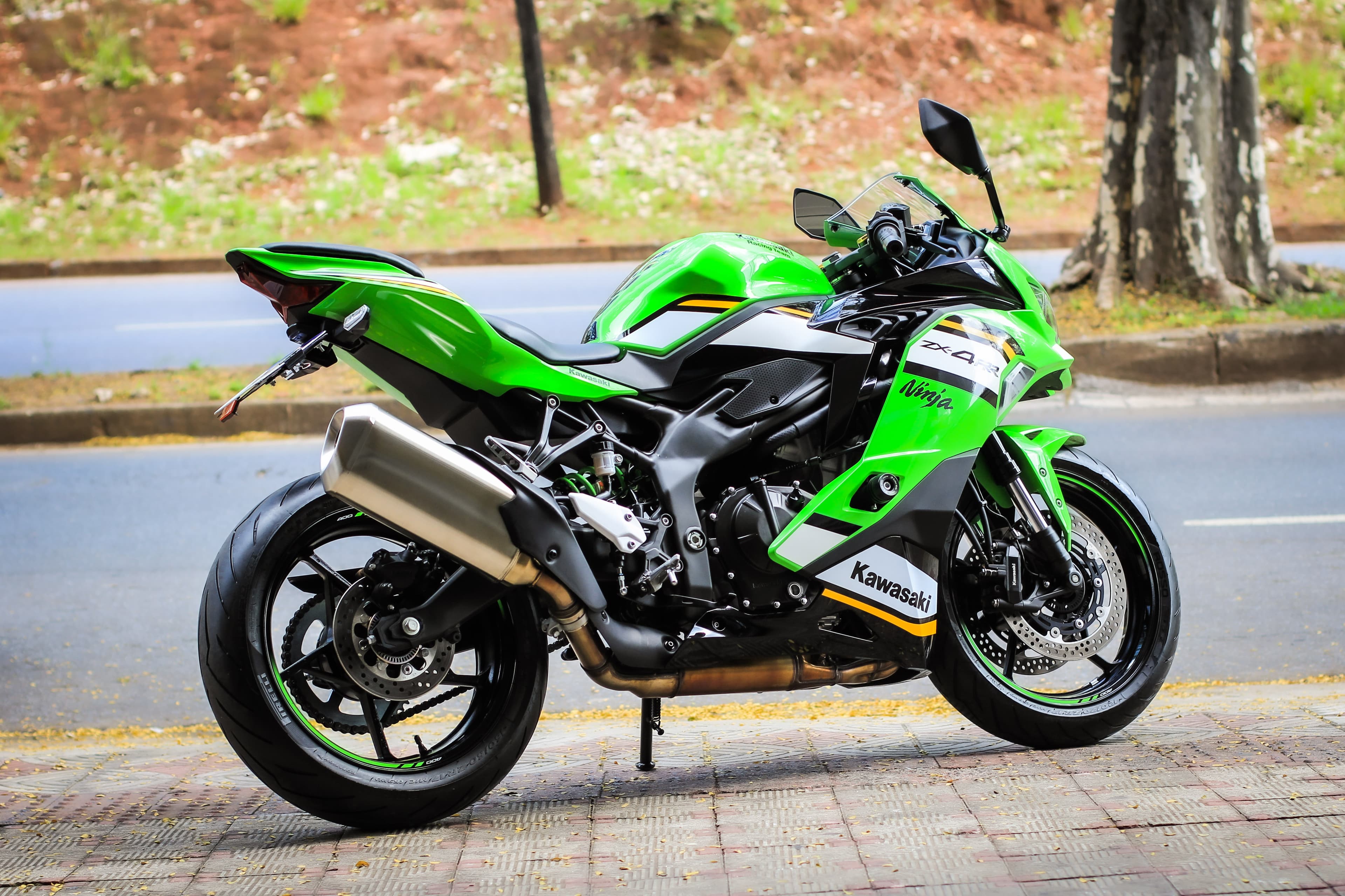 Ninja ZX-4RR - Imagem 4
